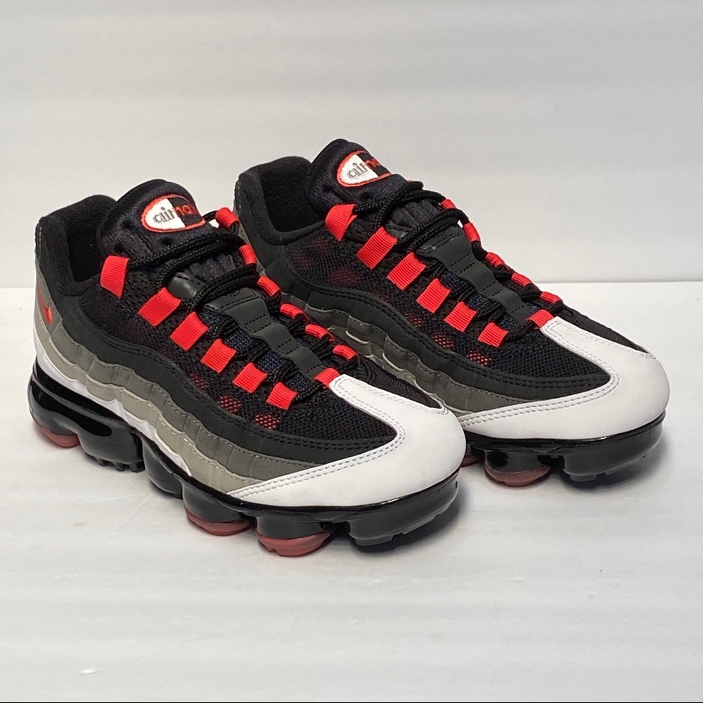 Nike Air Vapormax '95 Comet Red Black Grey